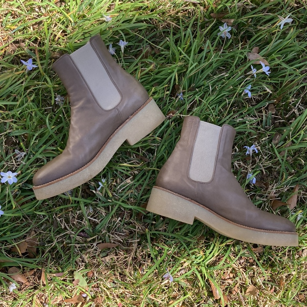 SOLD No. 6 Pull On Crepe Sole Boots - Picture 4 of 10